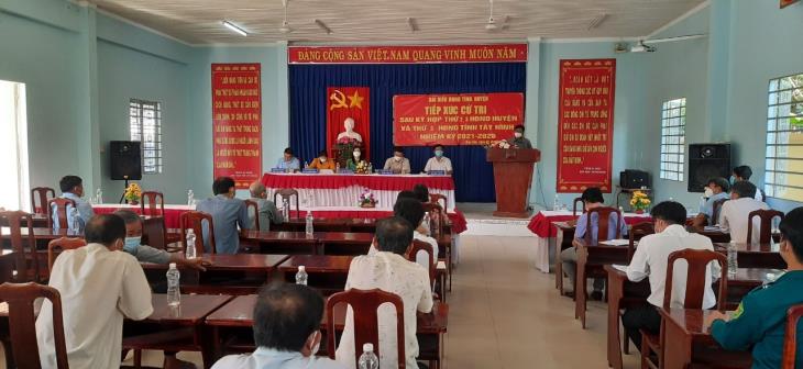 Thường trực HĐND xã Bàu Đồn, huyện Gò Dầu tỉnh Tây Ninh: Tổ chức cho đại biểu HĐND huyện, tỉnh tiếp xúc cử tri sau kỳ họp